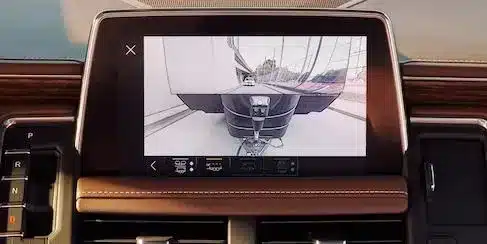 Advanced Trailering System with four available trailer views. Advanced Trailering System with four available trailer views.