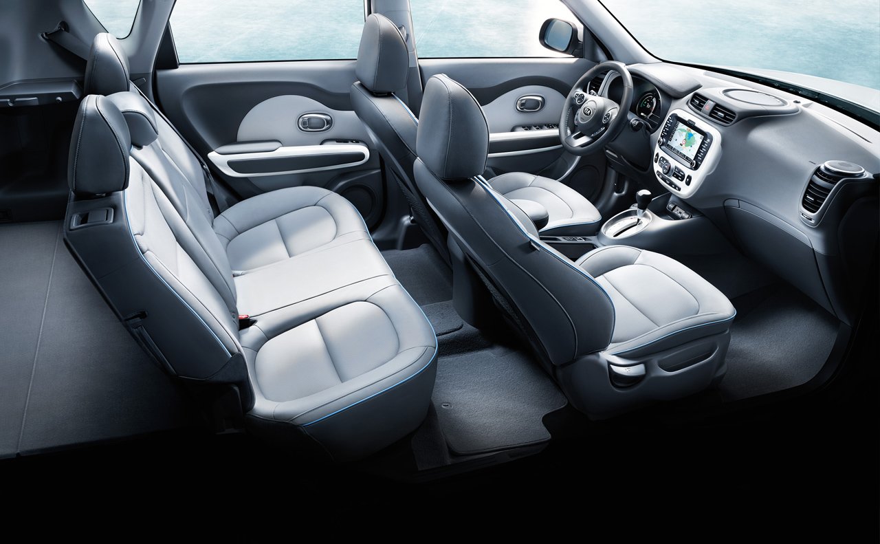 2016 KIA Soul EV interior 2016 KIA Soul EV interior