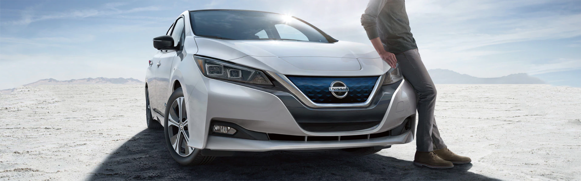2022 Nissan Leaf Hero.png