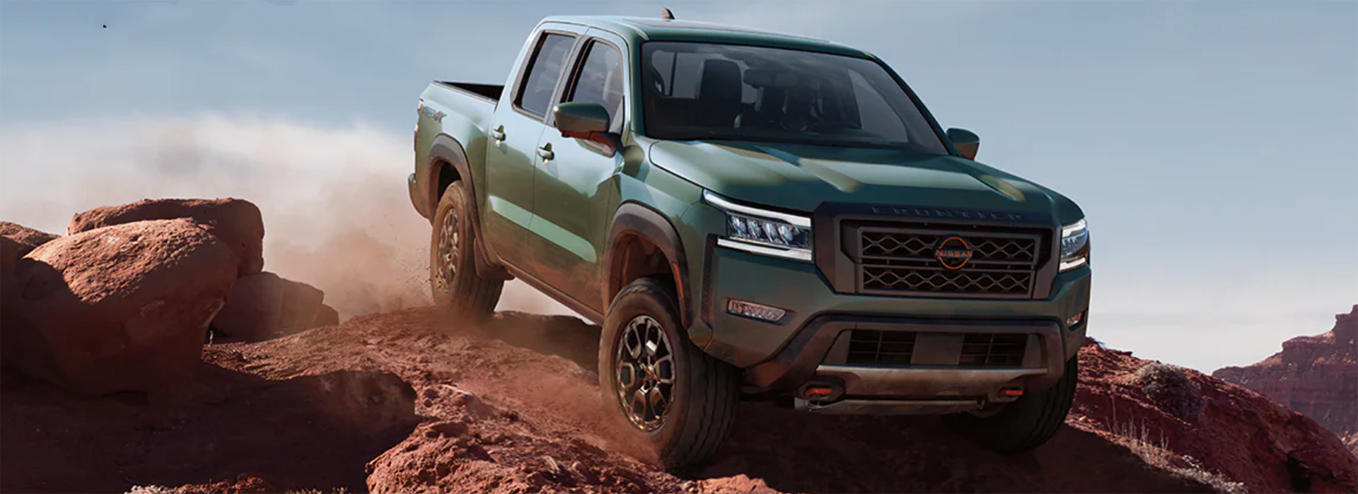 2022 Nissan Frontier Hero.png