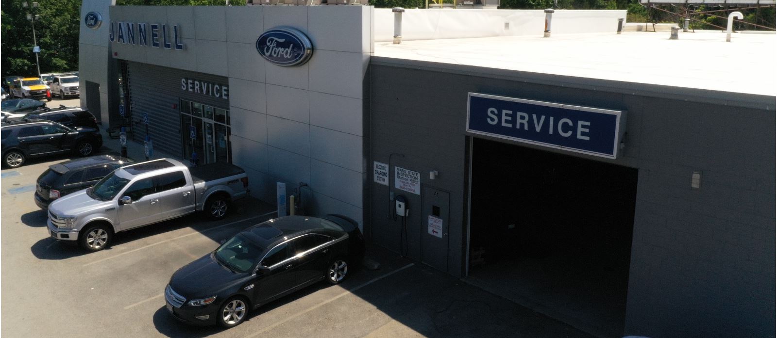 servicecenter.JPG