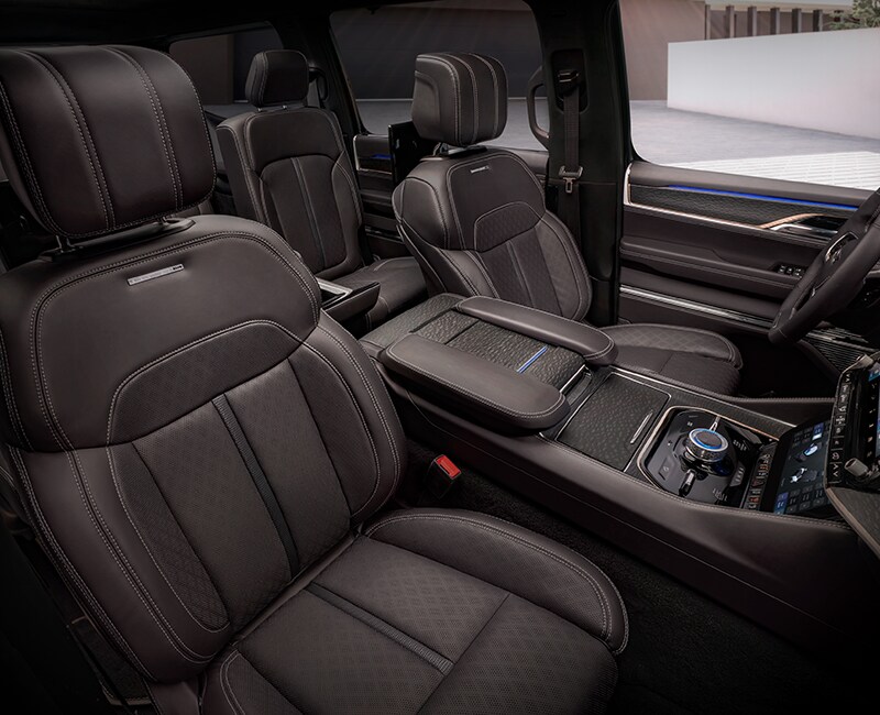 Jeep Wagoneer