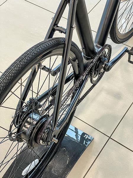 n-Mercedes-Benz-EQ-Formula-E-Team-eBike-6.jpg