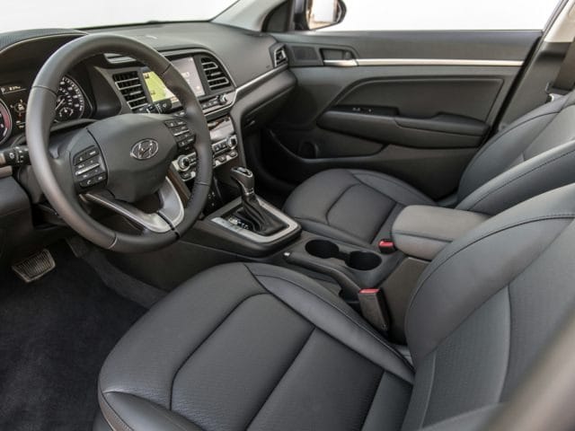 2019 Hyundai Elantra - Interior (1).jpg