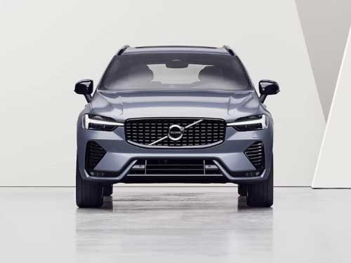 2024 Volvo XC60 exterior