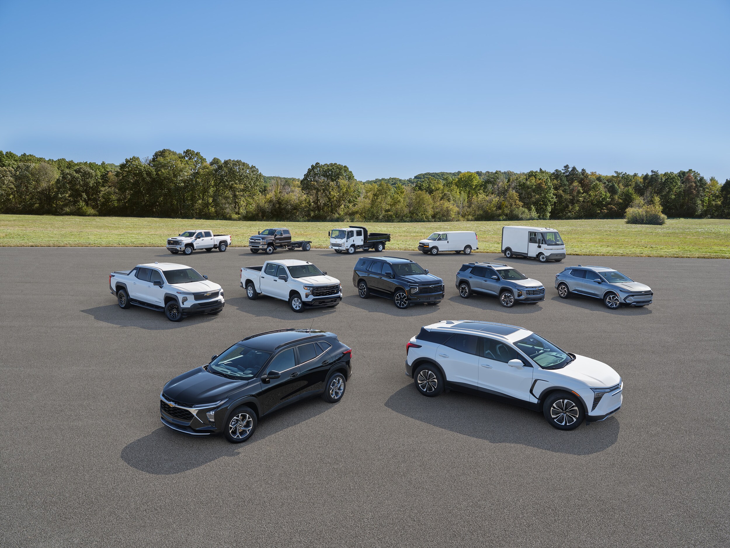 2024-2025 Pre-owned vehicle inventory pictured