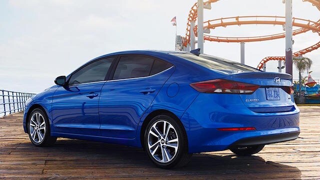 2018-Elantra-08-Electric_Blue.jpg