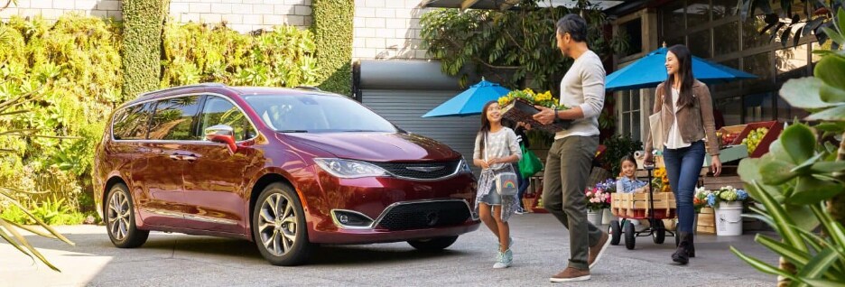 2019-chrysler-pacifica-Exterior