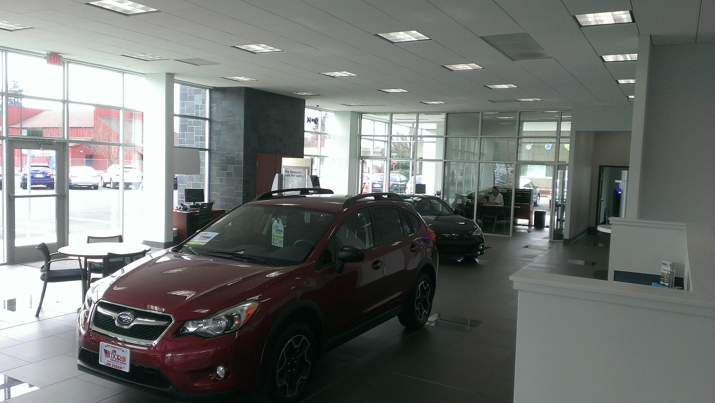 jimdoransubaru_showroom.jpg