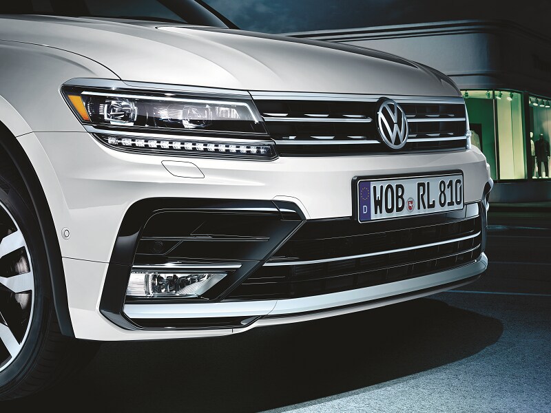 2018 Tiguan Headlight Detail