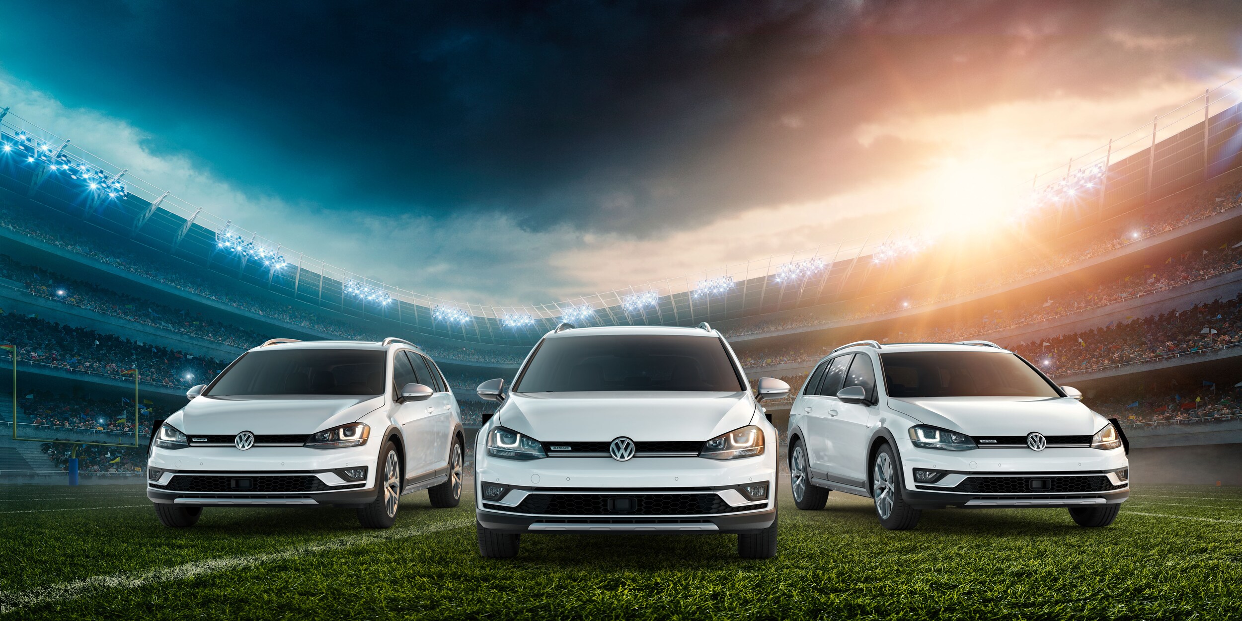 2017-Volkswagen-Golf-Alltrack-Lineup-01.jpg