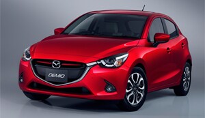 2016 Mazda Mazda2.jpg