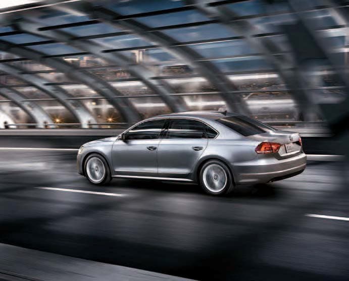 Introducing the 2012 Volkswagen Passat (2)_page5_image1.jpg