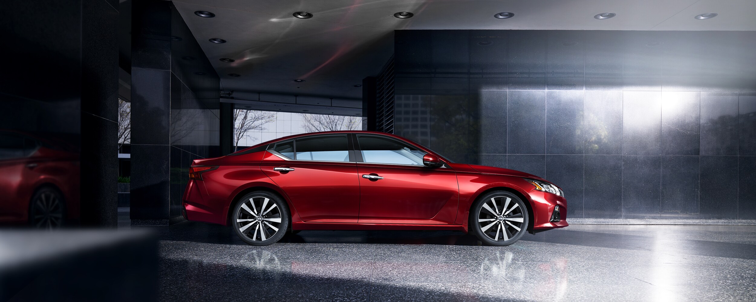 2020-Nissan-Altima-Platinum-AWD-Sedan-L03.jpeg