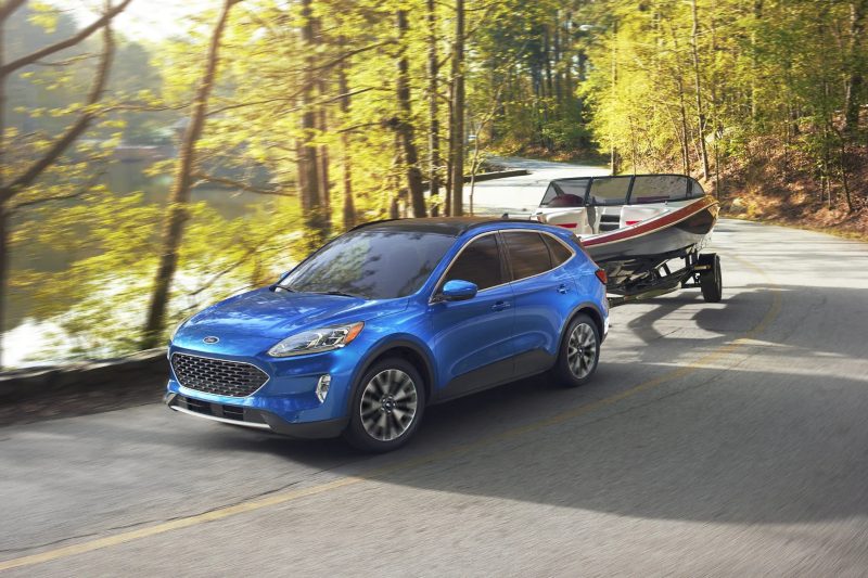 2021-Blue-Ford-Escape-Towing.jpg