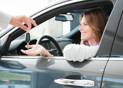 buy-car-woman.jpg