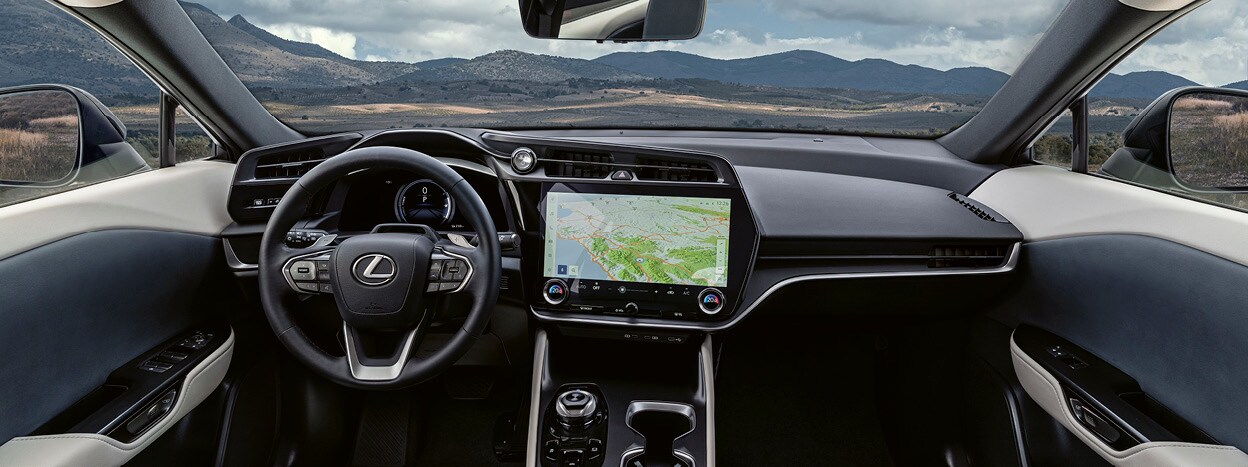 20220420 - Lexus RZ landing4.jpg