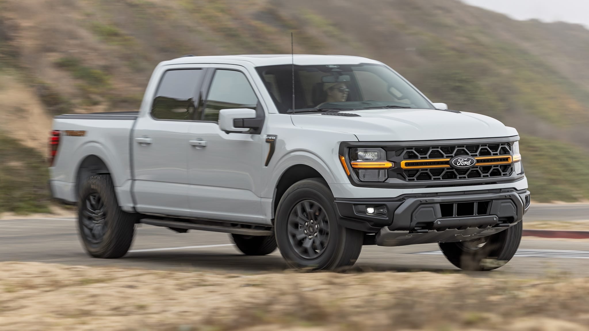 2026-ford-f150-hybrid.jpg