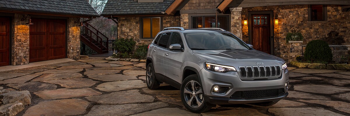 Jeep
Cherokee