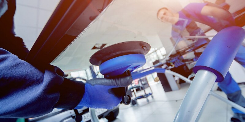Mobile Auto Glass Repair Technician
