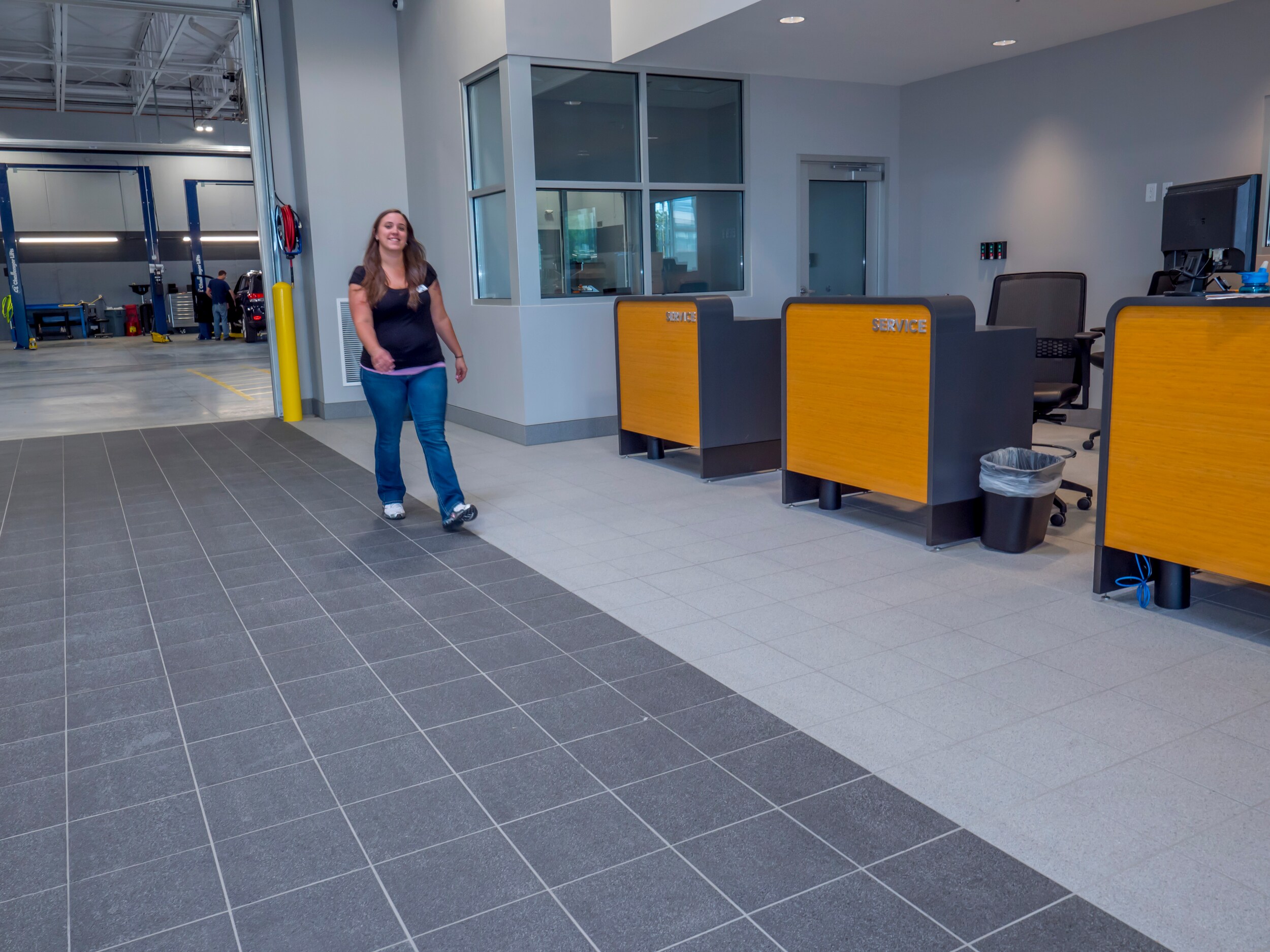 John Amato Chrysler Dodge Jeep Ram Service drive.jpg