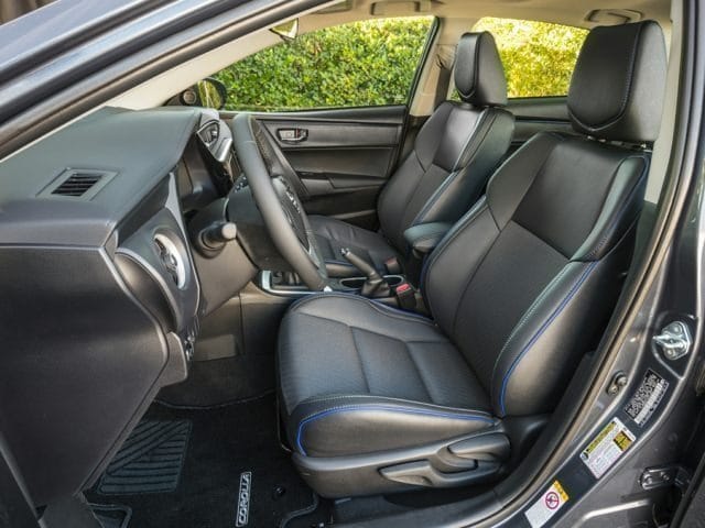 2019 Toyota Corolla - Interior (2).jpg