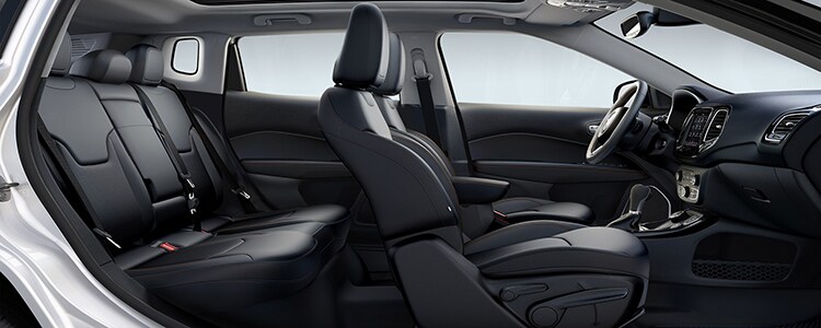 2017-Jeep-Compass-Interior-Seating-Limited-Leather-Trim-Two-Tone.jpg.image.2880.jpg