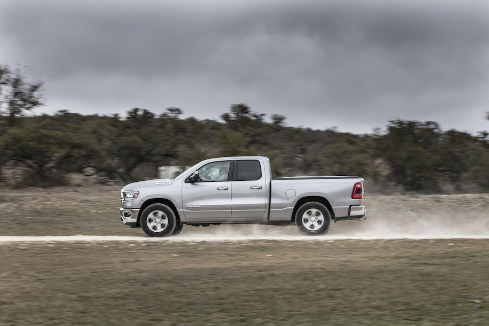 2019-RAM-1500-BigHorn-CrewCab-Truck-L01 (1).jpeg
