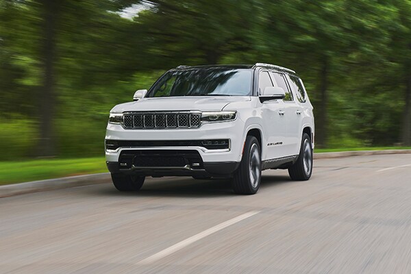 2023-Jeep-GrandWagoneer-SeriesIII-SUV-L24.jpg