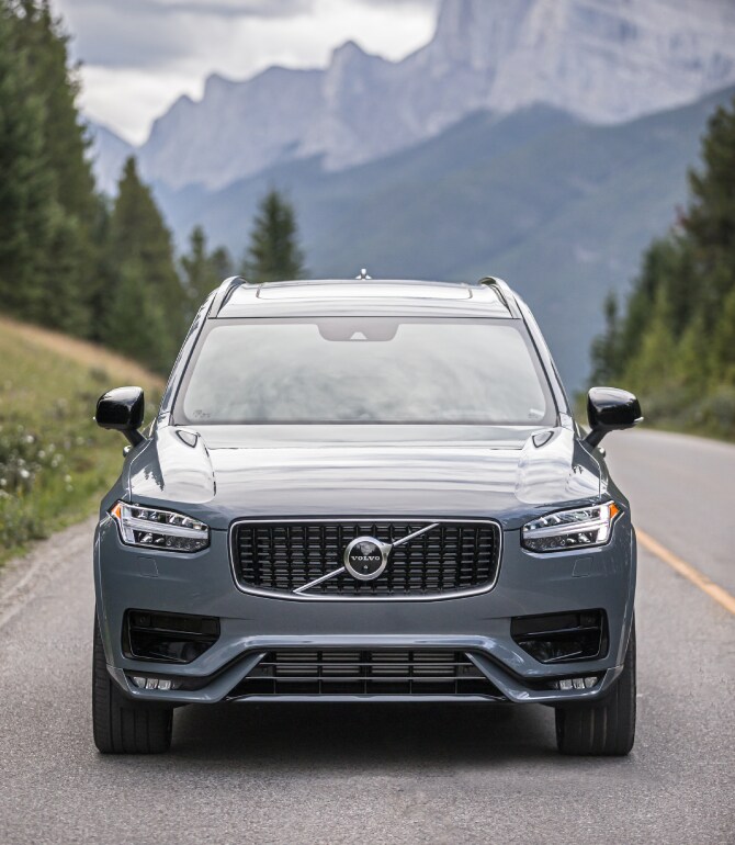 Dive Into the Volvo XC90 vs. BMW X5 Dimensions