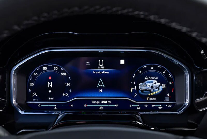 24-Silverado-HD-tech.jpg