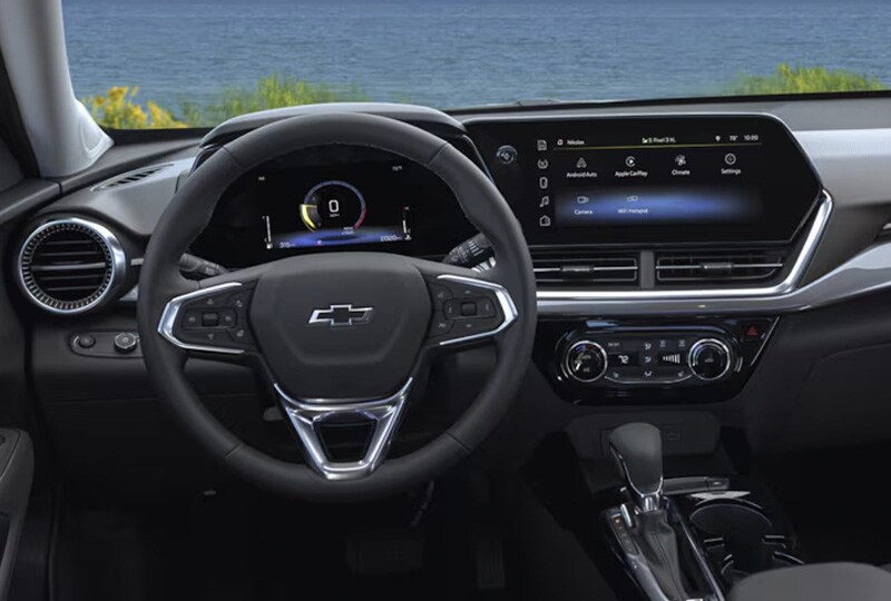 2025-Chevrolet-Trax-tech.jpg