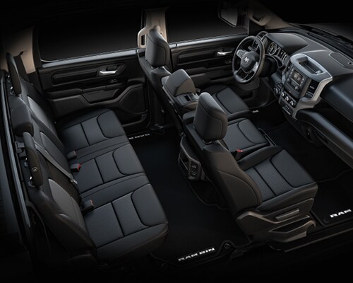 2019-Ram-1500-Interior.jpg