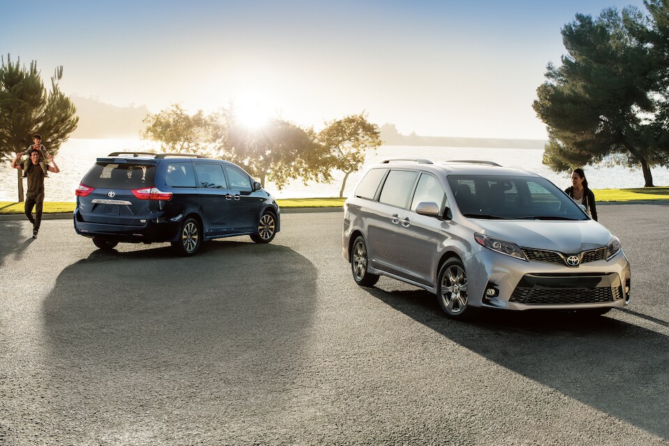 2020-Toyota-Sienna-Design.jpeg