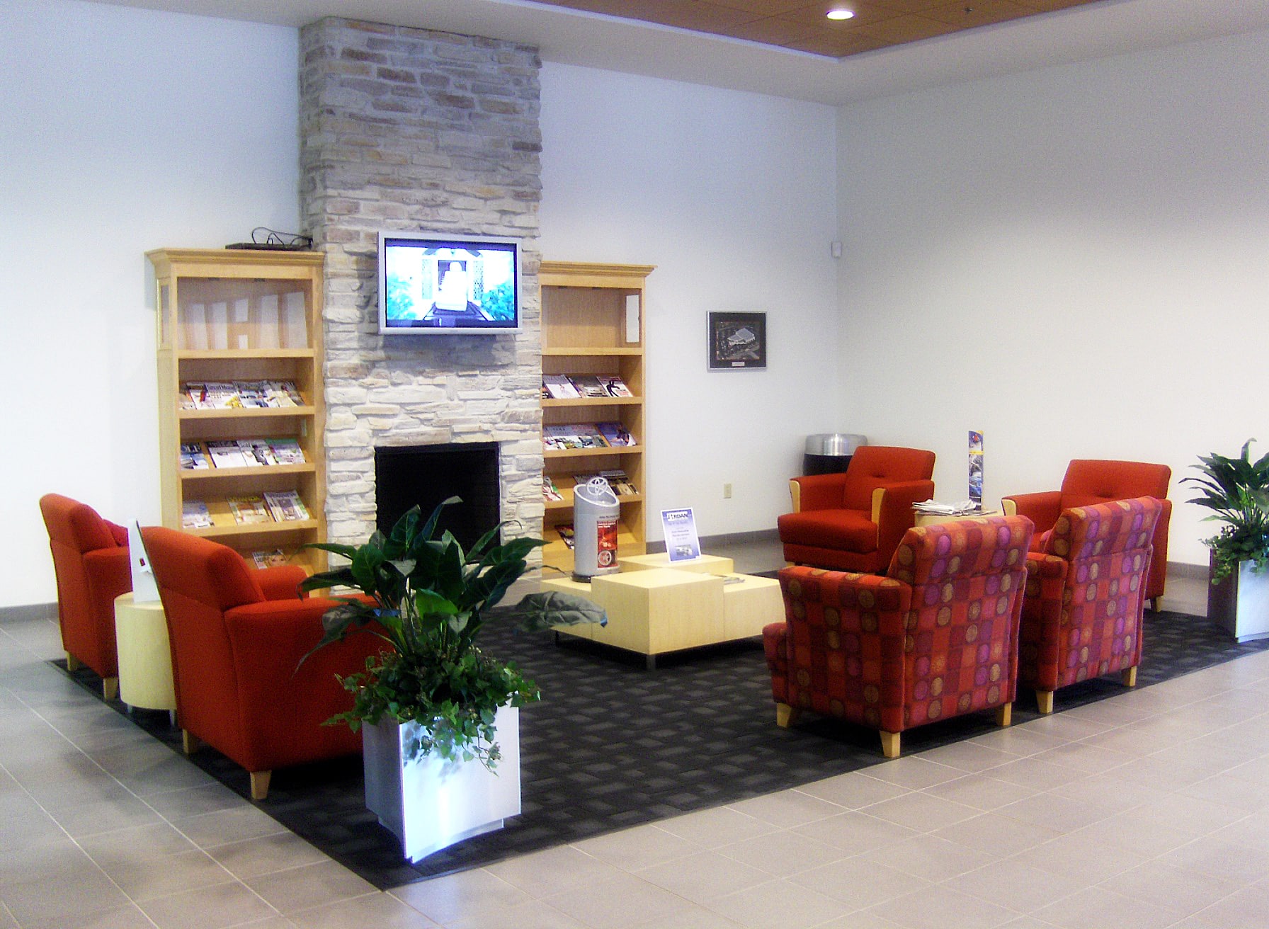 Toyota Lounge.jpg