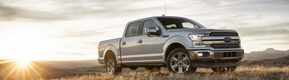 18_FRD_F150_40662_Lariat.png
