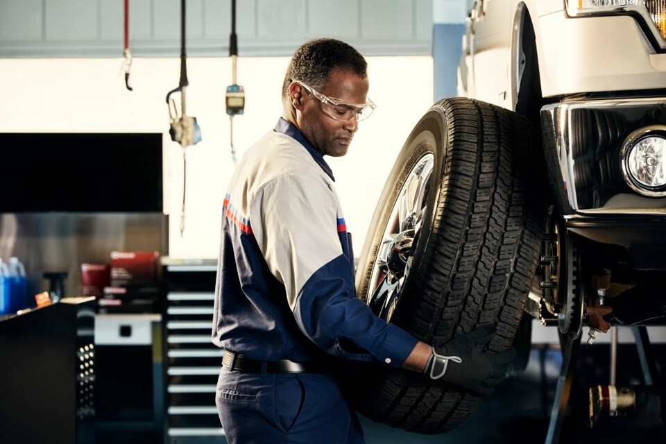Ford-Tire-Changeover-Service