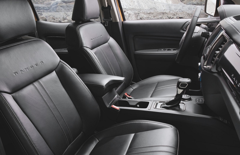 2019-Ford-Ranger-First-Row-Interior