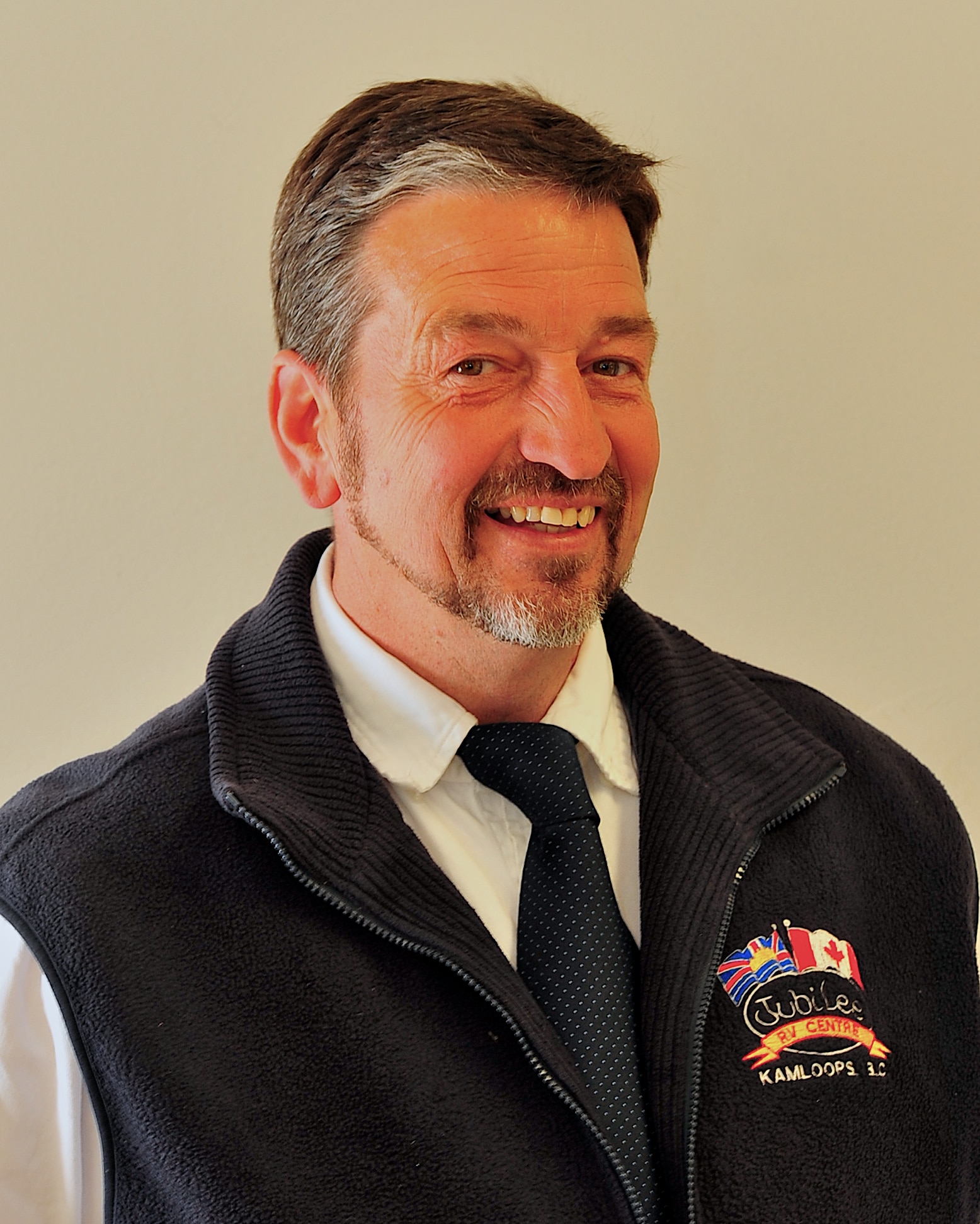 BRUCE MACKINNON