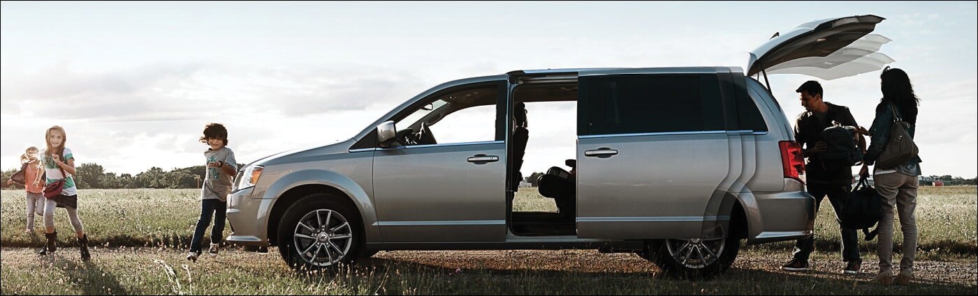 20FCDG-ProductLandingPageBannerGraphics-GrandCaravan.jpg