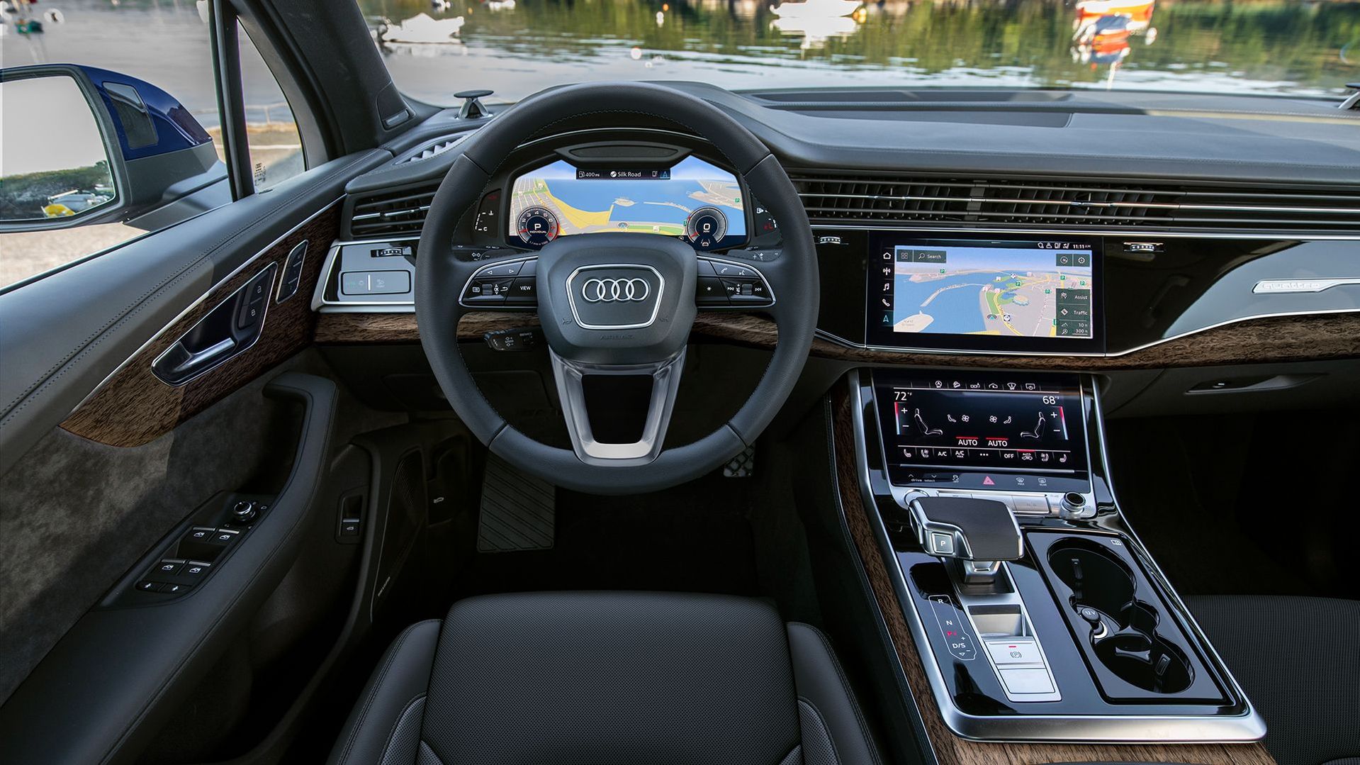 Interior of the 2020 Audi Q7