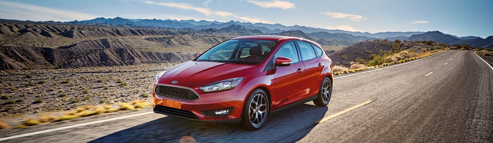 2018-Ford-Focus-SEL-Hatchback-L01.png