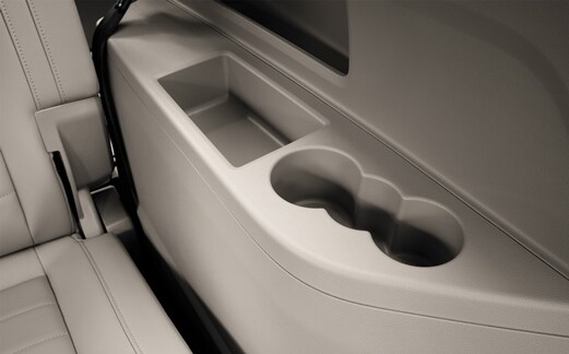 2018 Volkswagen Atlas - Rear Cupholders