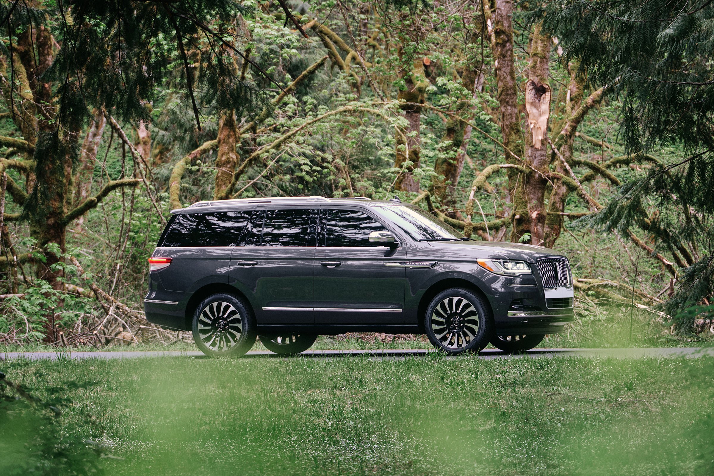 Aug186amFB.jpg New
Lincoln Navigator for Sale in Anchorage, AK
