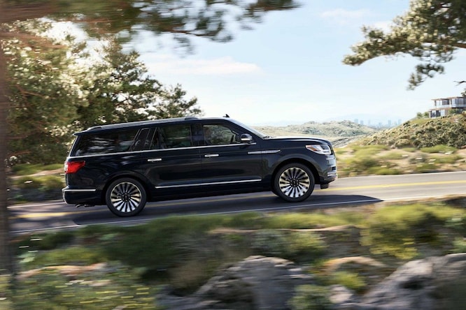 2018 Lincoln Navigator 9.jpeg