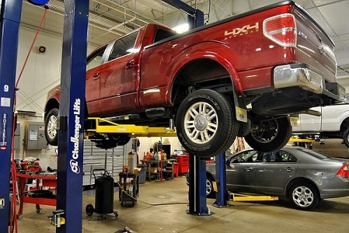 Service Bay Interior Ford Service Specials in Meridian