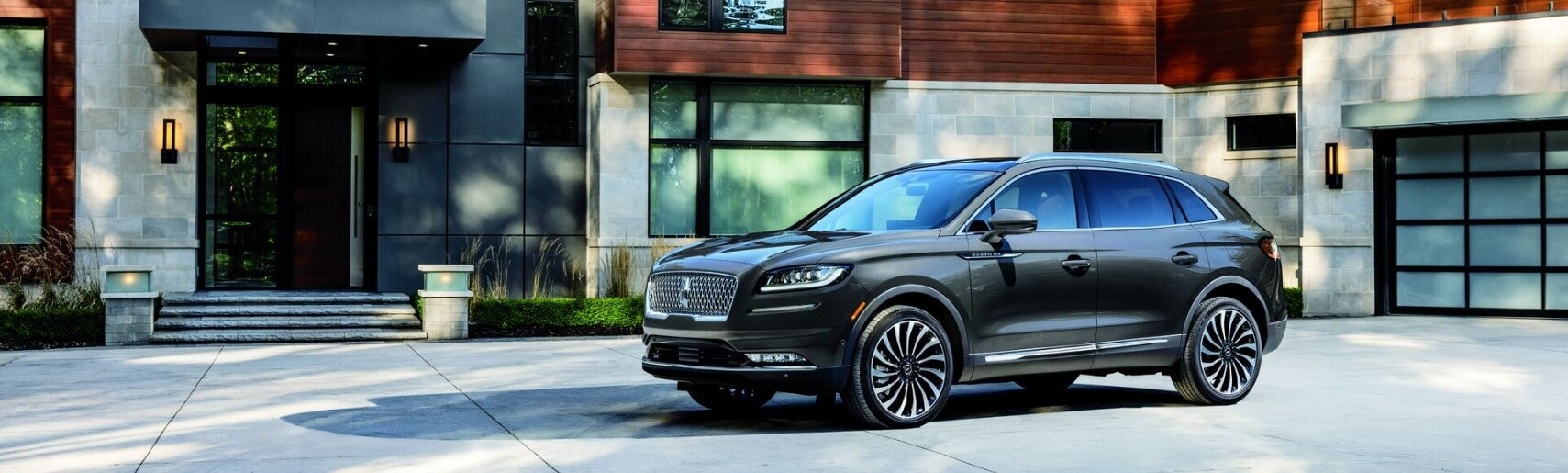 2022 Lincoln Nautilus 1.jpg