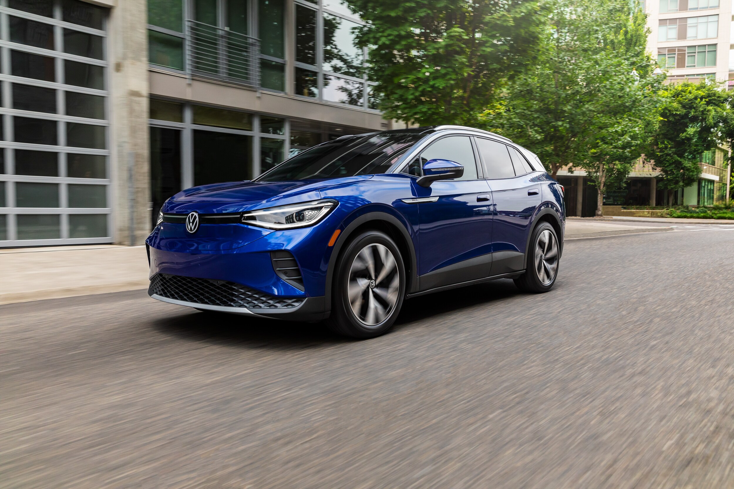 2022-Volkswagen-ID4-ProS-SUV-L14.jpg