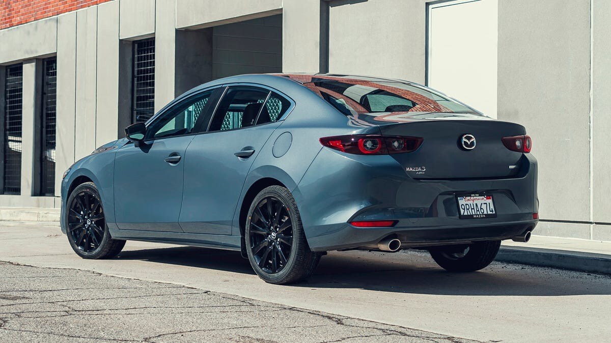 2025-mazda3-carbon-edition-101.jpg