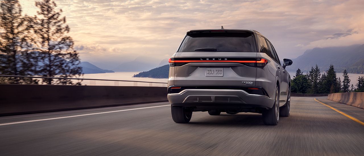 Exterior of a 2026 Lexus TX 500h